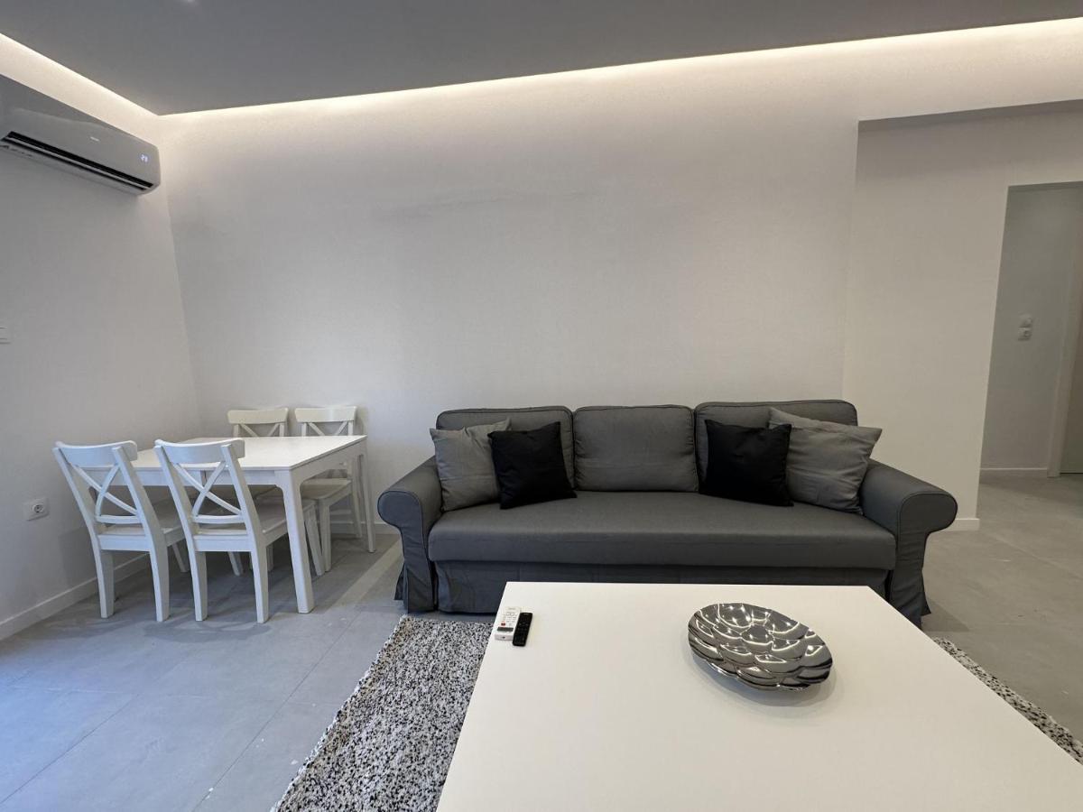 Comfy Apartment In Nea Smirni アテネ エクステリア 写真